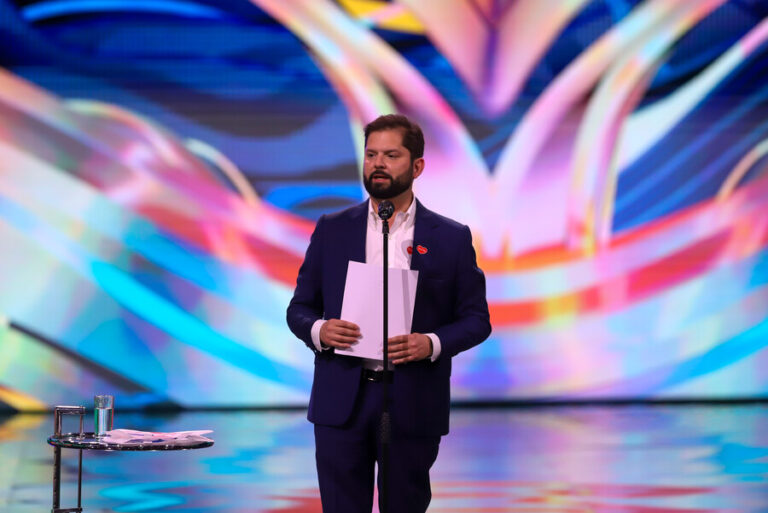 Presidente Boric anunció la creación de dos centros Teletón en Rancagua y Ñuble: 