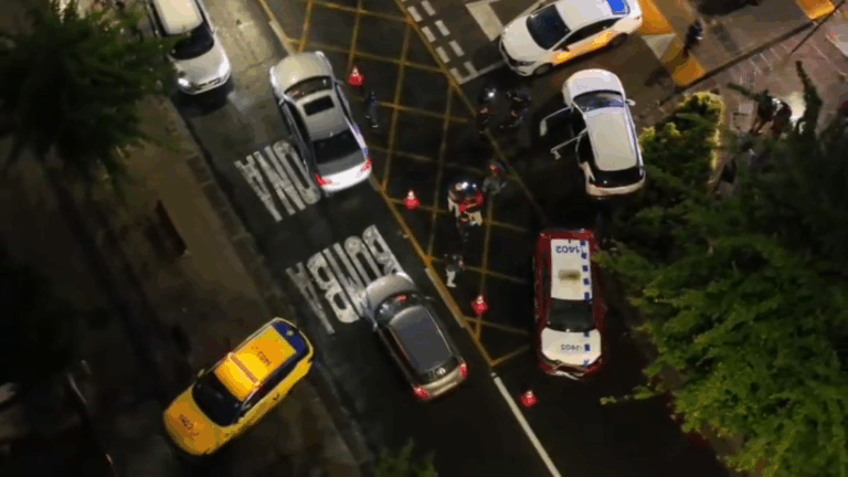 4 detenidos deja persecución a un auto con encargo por robo en Vitacura: 2 son menores de 14 años