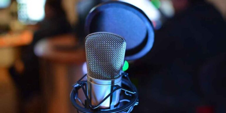 ¿La voz del futuro? Los desafíos y encantos que representa las apps de IA en el mundo del doblaje