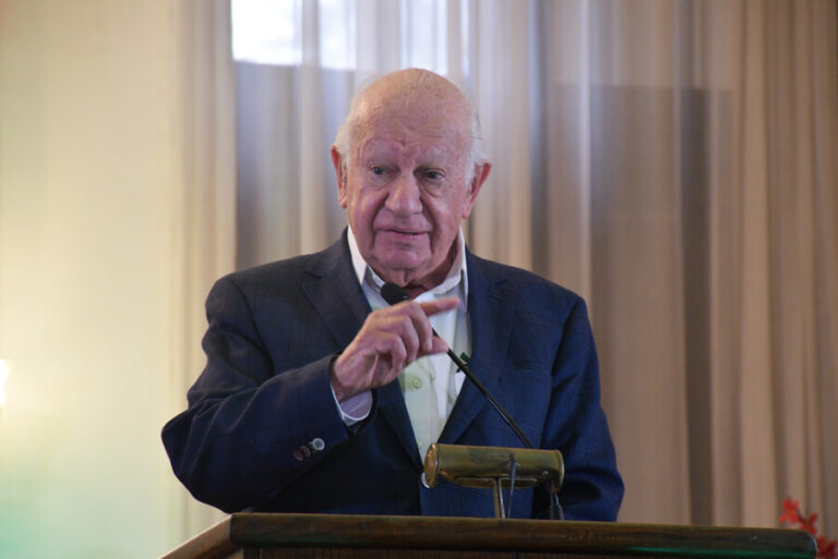 Ricardo Lagos votará 