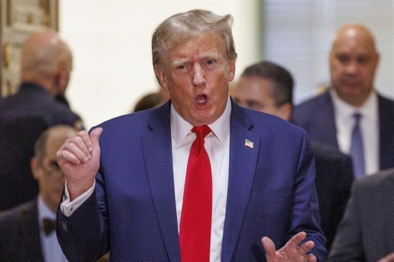 El fiscal que investiga a Trump pide al Supremo decidir sobre su inmunidad presidencial