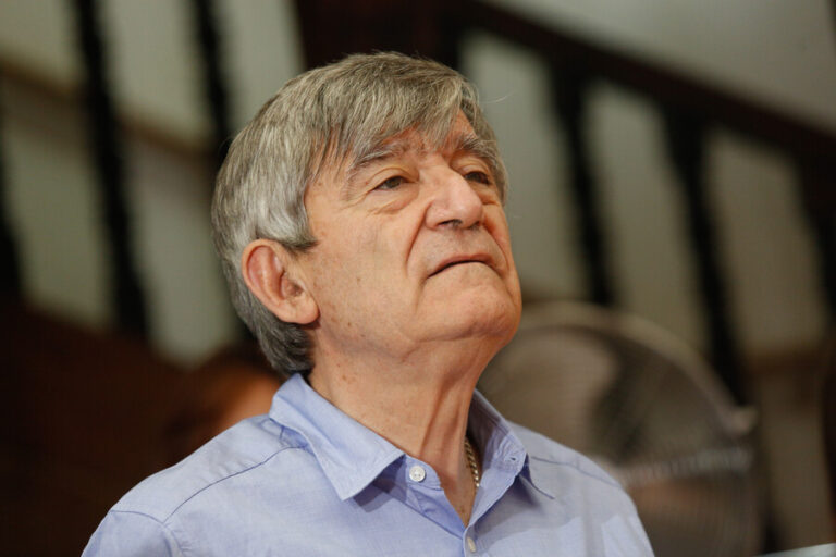 Camilo Escalona y apoyo del PS al ministro Montes: 