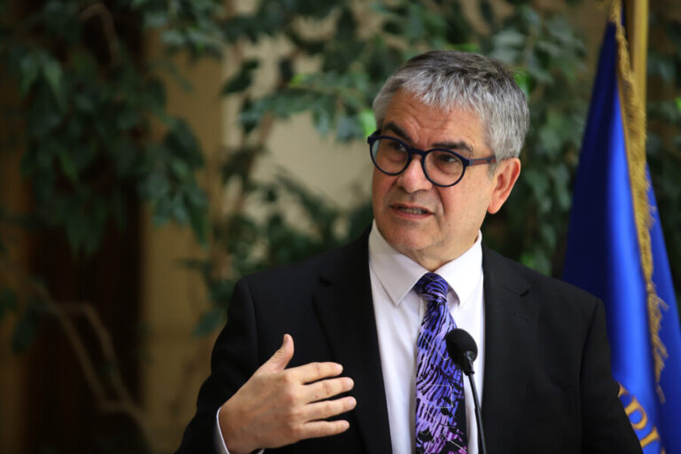 Marcel llamó a impulsar cambios tras resultados del plebiscito: 