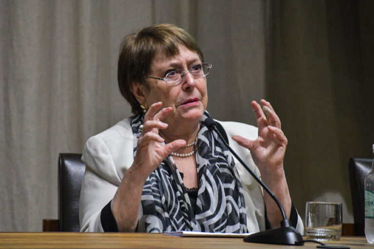 Dilema presidencial en la centroizquierda: Cómo se perfila Michelle Bachelet frente a la vacante