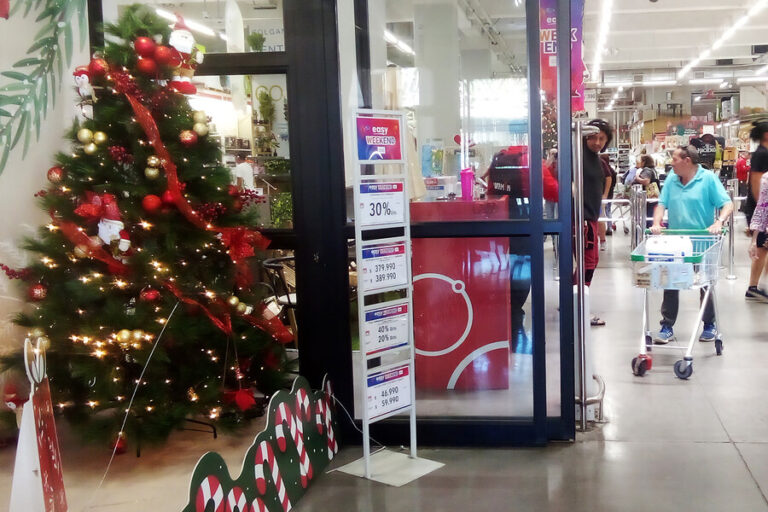 Por pedir mostrar boleta: Comercio responde a denuncia del Sernac y la justifica con la problemática de la delincuencia