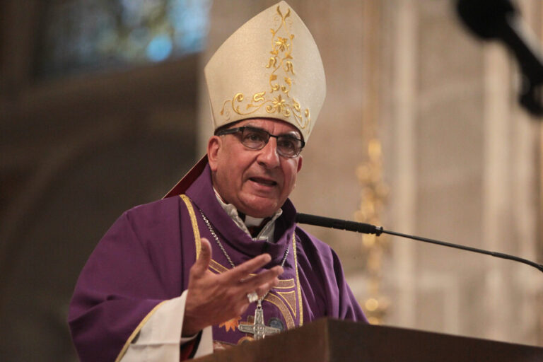Monseñor Fernando Chomalí asumió como nuevo Arzobispo de Santiago: 