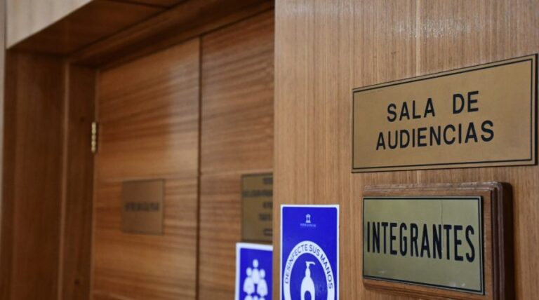 Estallido social: Tribunal de La Serena absolvió a dos personas acusadas por porte de bombas molotov