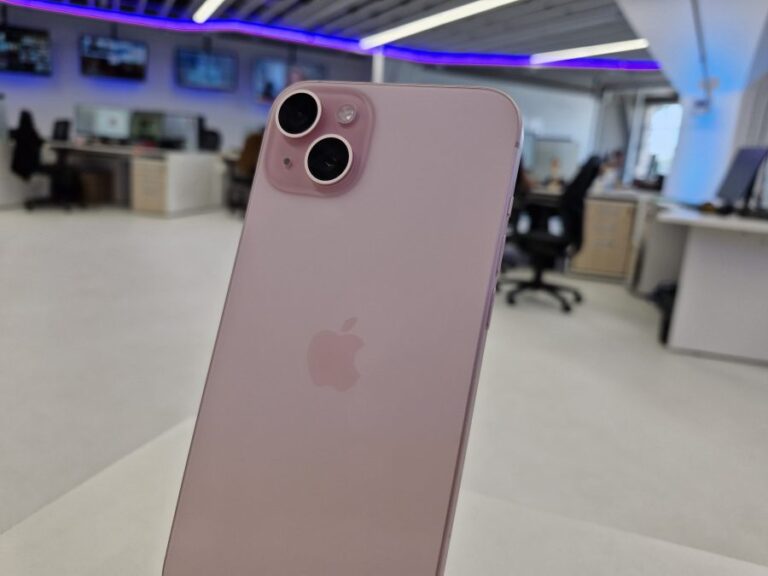 Review iPhone 15 Plus: Sorprendente actualización en una atractiva (y familiar) apariencia