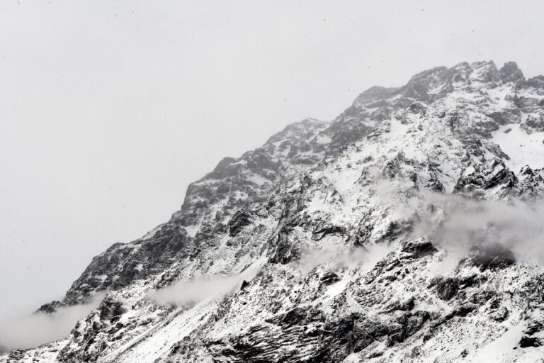 Por frente de mal tiempo: Suspenden rescate de cuerpos de argentinos hasta el miércoles