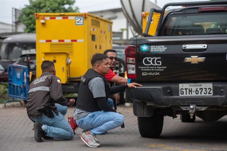 Perú declarará en emergencia la frontera con Ecuador y enviará a las Fuerzas Armadas