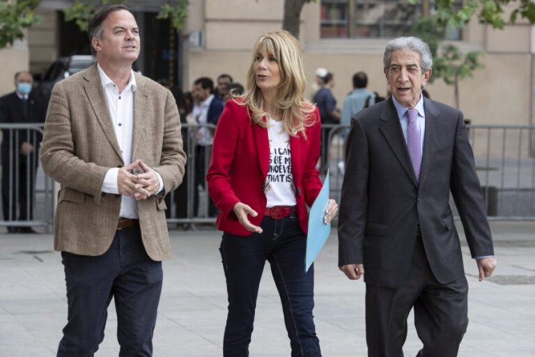 ¿Quiebre en Demócratas?: Ximena Rincón arremete contra Matías Walker por apoyar a Claudio Orrego