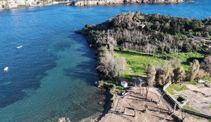 Descubren una mansión en la playa de 2 mil años de antigüedad al sur de Nápoles