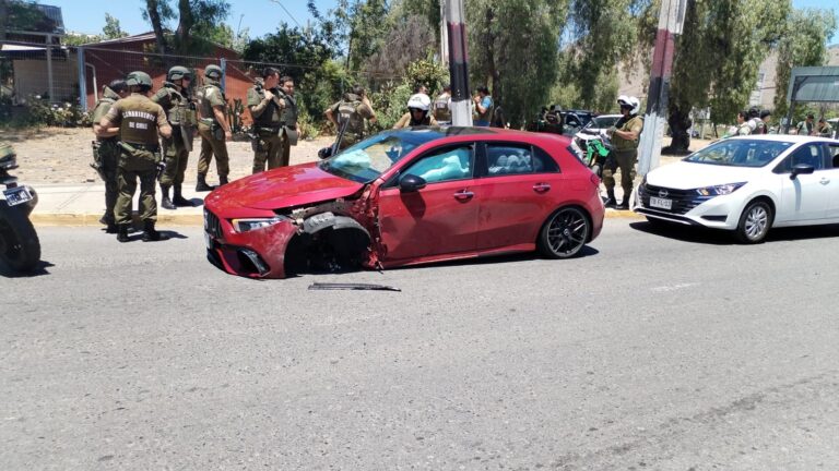 Violento robo de vehículo en Las Condes: Padre fue asaltado a punta de pistola mientras recogía a su hija del jardín