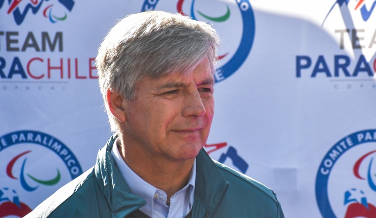 Mayne-Nicholls denuncia ser víctima de hackeo y alerta que se están haciendo pasar por él para pedir dinero