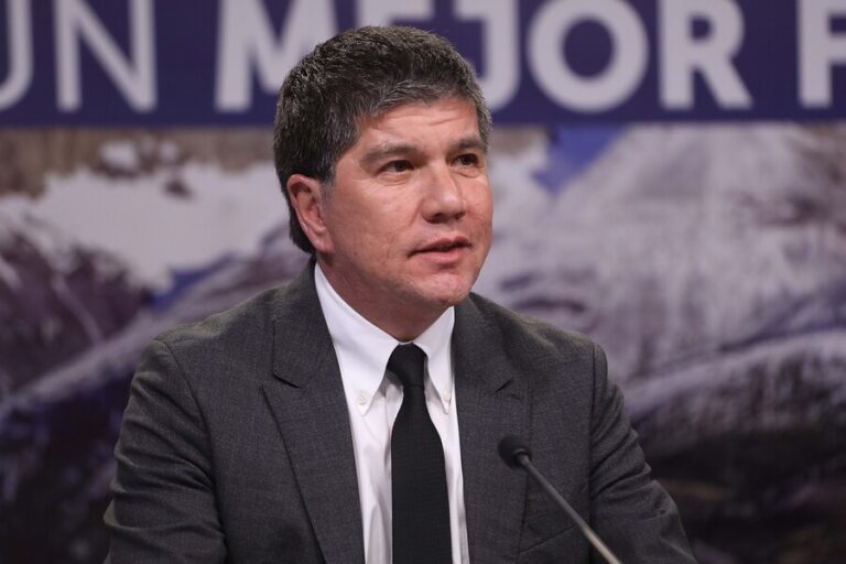 Monsalve y pensiones de gracia a condenados por 18-O: Gobierno ingresará indicación para que el beneficio sea 