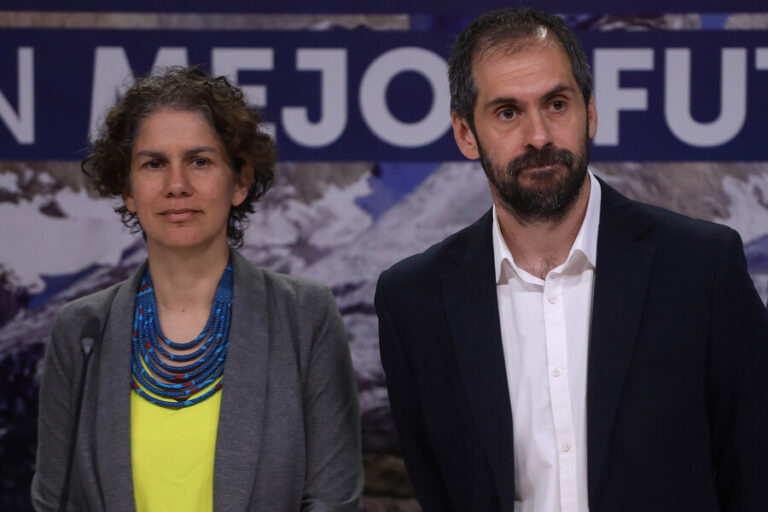 Ministros Rojas y Grau reiteran que aceptaron encuentro donde Zalaquett ante tarea de dialogar con distintos sectores