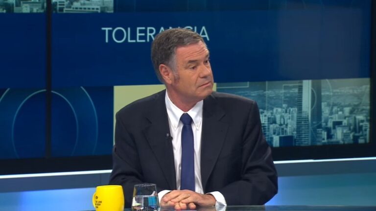 Ossandón destaca a Matthei como carta presidencial, pero 