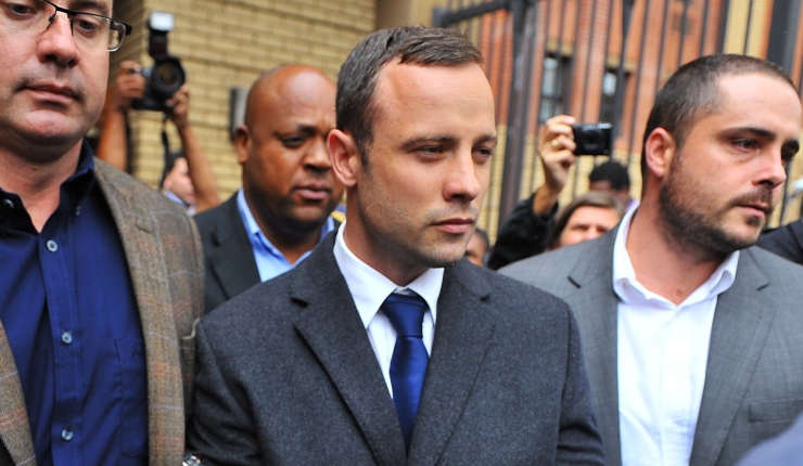 Pistorius sale en libertad condicional tras cumplir 9 años de condena por el asesinato de su novia