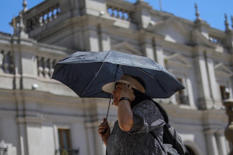 Se esperan hasta 38°: Senapred declara alerta amarilla para la Región Metropolitana por calor intenso
