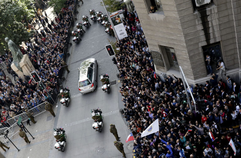 Funeral de Estado: ¿Qué pasa y cuál es el protocolo cuando muere un expresidente?