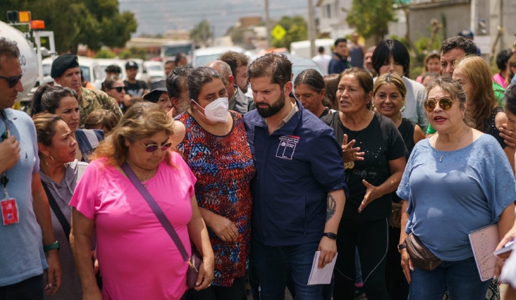 Pdte. realiza tercera visita a zonas afectadas por los incendios: Hará anuncios desde el Estadio Sausalito