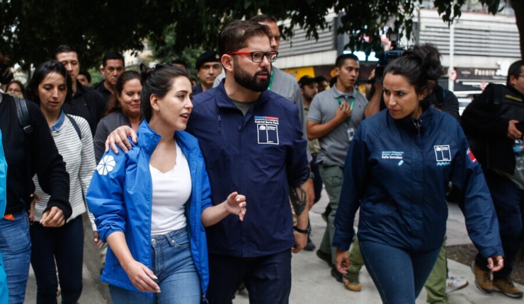 Incendios: Pdte. Boric confirma suspensión de cobro de Esval por 2 meses y donación de mobiliario de la Villa Santiago 2023