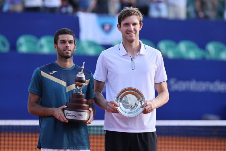 Sentidas palabras de Jarry al público argentino tras caer en la final: 