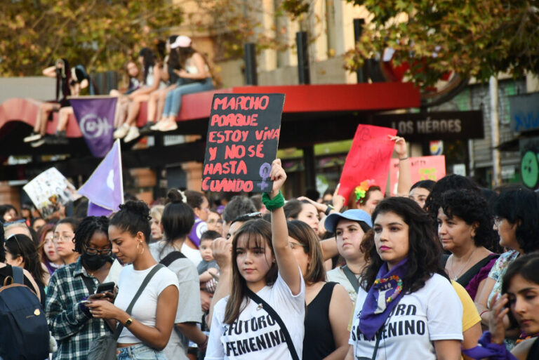 8M: Los desafíos pendientes en materia de igualdad de género