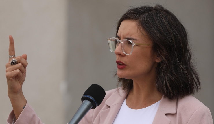 Vallejo descarta antisemitismo en exclusión de Israel de la Fidae: “Es un Estado que está masacrando a población civil”