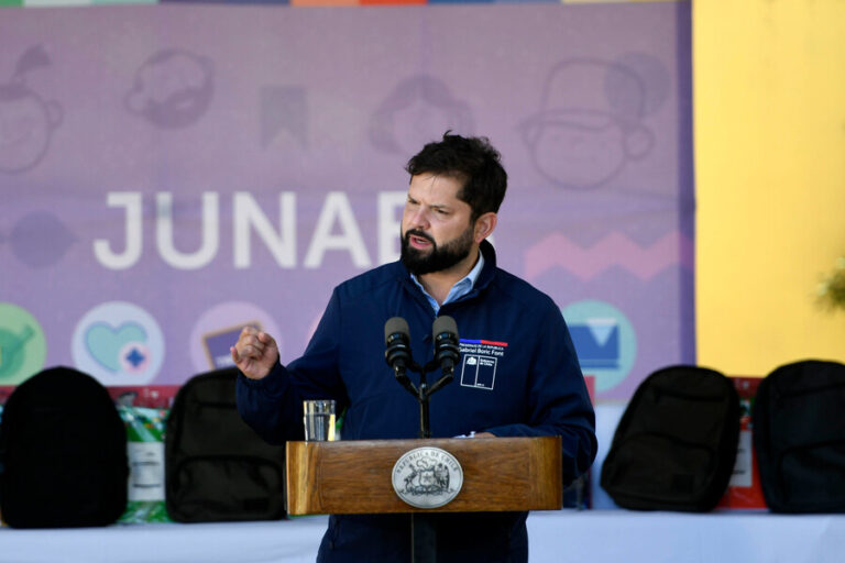 Presidente Boric participará de plebiscito del FA para ser partido único: 