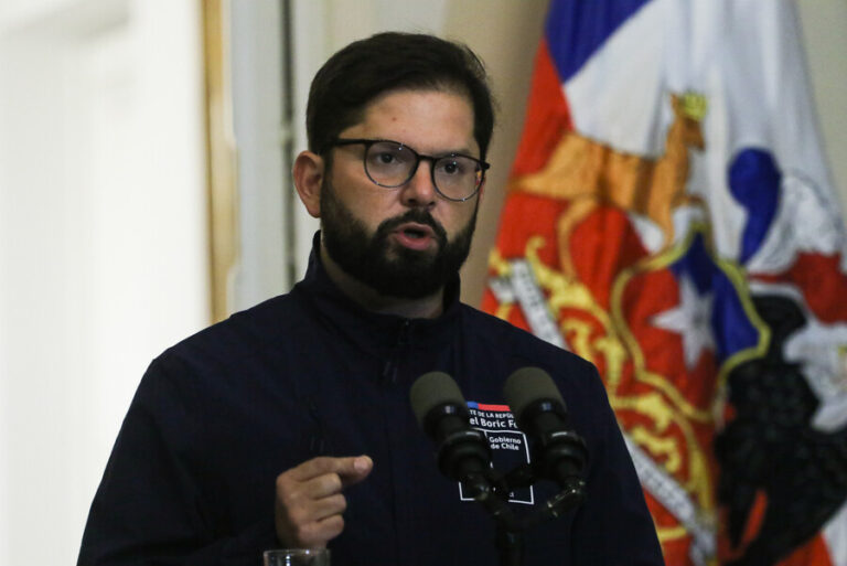 8M: Presidente Boric sugiere avanzar a un 
