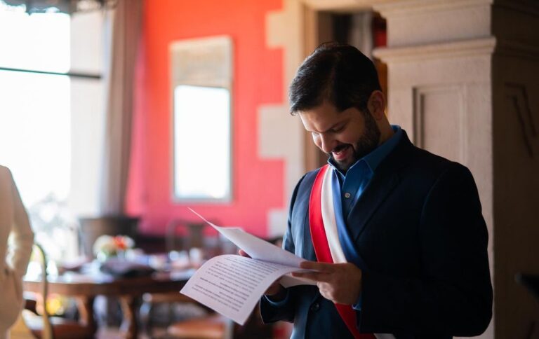 De las 40 horas a la reforma tributaria: Triunfos y derrotas en los dos primeros años del Gobierno de Gabriel Boric