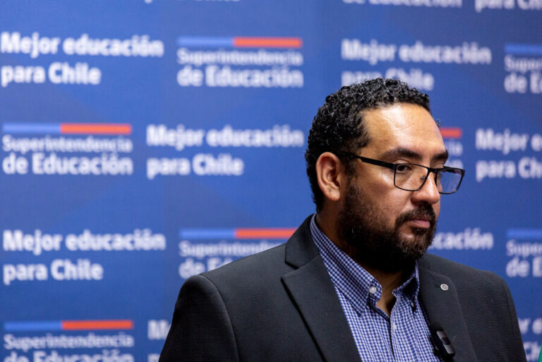 Tras reunión con ministro Cataldo: Representantes del Colegio de Profesores de Atacama iniciaron huelga de hambre