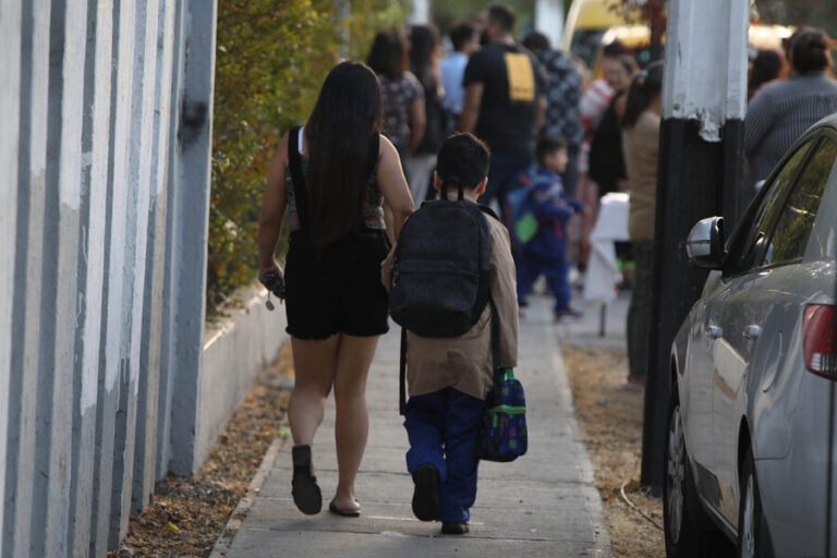 IPC de marzo registró alza de 0,4%: Destacan aumentos en educación y vivienda