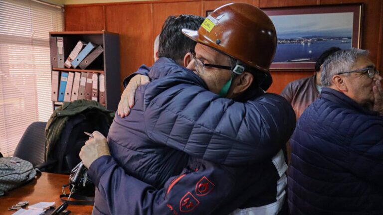 Huachipato revertirá plan de suspensión tras aprobación de alza en sobretasas para el acero proveniente de China