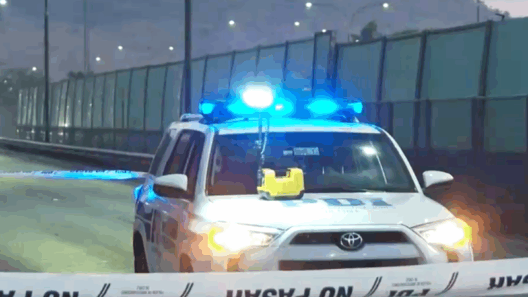 Nuevo homicidio en Quilicura: Hallan cuerpo con impactos de bala y sujetos intentaron encubrir el crimen quemando un vehículo