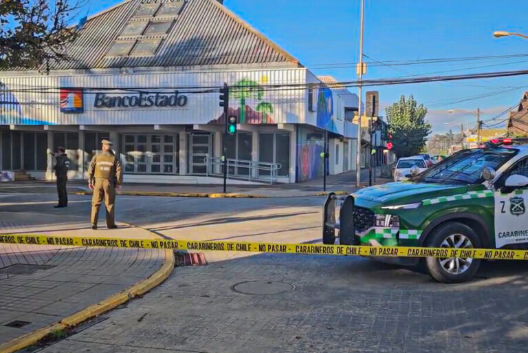 Realizan procedimiento por aviso de bomba en BancoEstado de Cañete