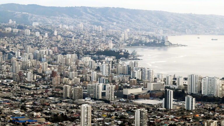 Confirman caso de meningitis meningocócica en colegio de Viña del Mar