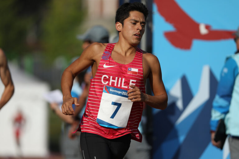 A París los pasajes: Esteban Bustos clasifica a sus terceros Juegos Olímpicos