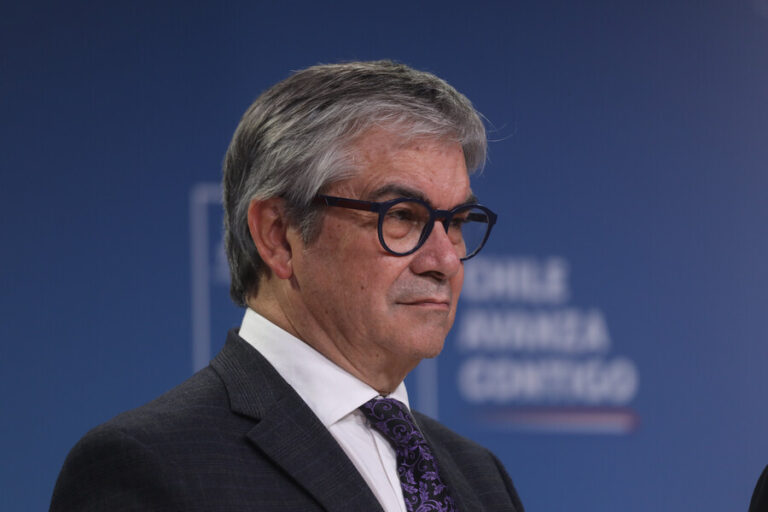 Alza en cuentas de luz: Marcel apunta a que aumento del subsidio eléctrico depende de otros recursos