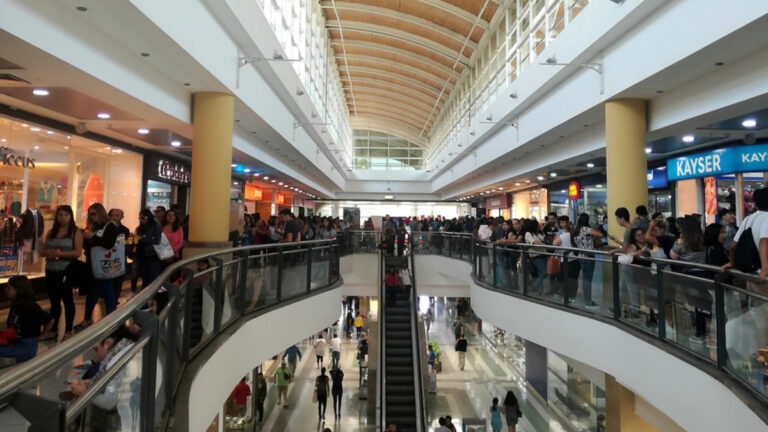 ¿Es feriado irrenunciable? Así funcionará el comercio este domingo durante las elecciones primarias 2024