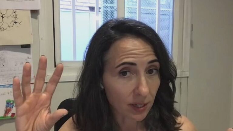 ¿Cómo se adecua el cerebro ante la llegada de un bebé? Doctora en neurociencias lo explica