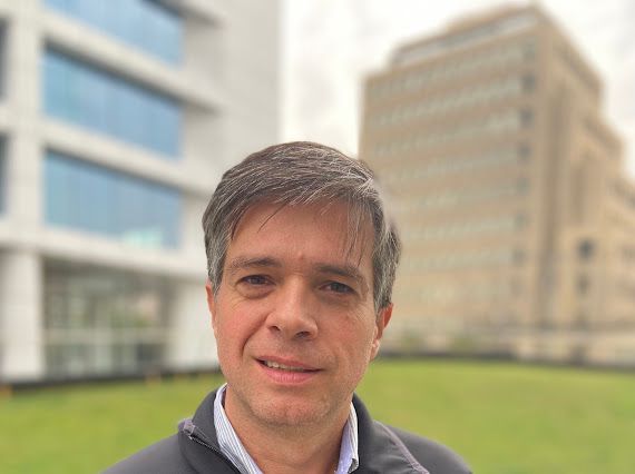 Dinosaurios y juventudes