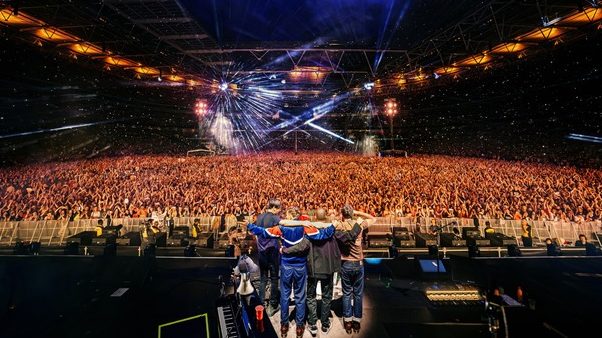 Blur lanza álbum en vivo para conmemorar sus conciertos en el Wembley Stadium