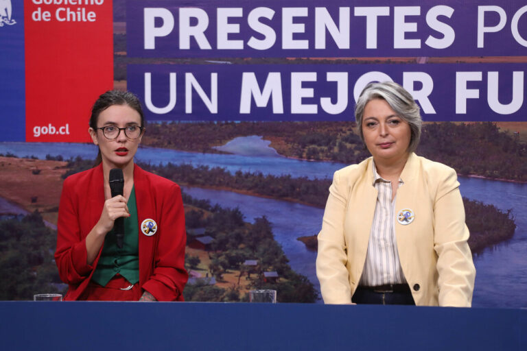 Vallejo respalda crítica de Jara: “Quienes cotizamos en las AFP, estamos hoy día secuestrados por ellas”