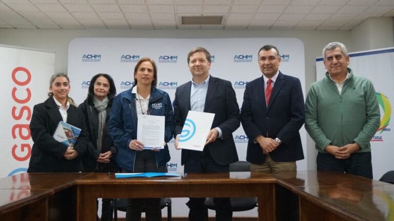 Convenio entre municipios y Gasco permitirá tener descuentos en precios de cilindros de gas: Revisa cómo optar al beneficio
