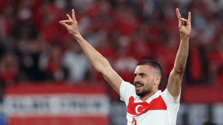 La UEFA suspendió por dos fechas al jugador turco Demiral tras polémico 