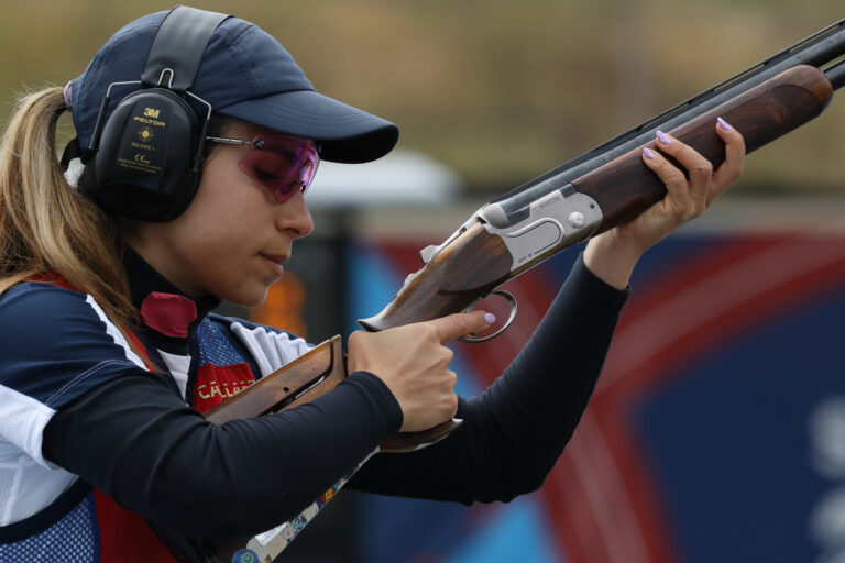 ¡Histórica! Francisca Crovetto clasifica a la final del Tiro Skeet y peleará por una medalla en París 2024