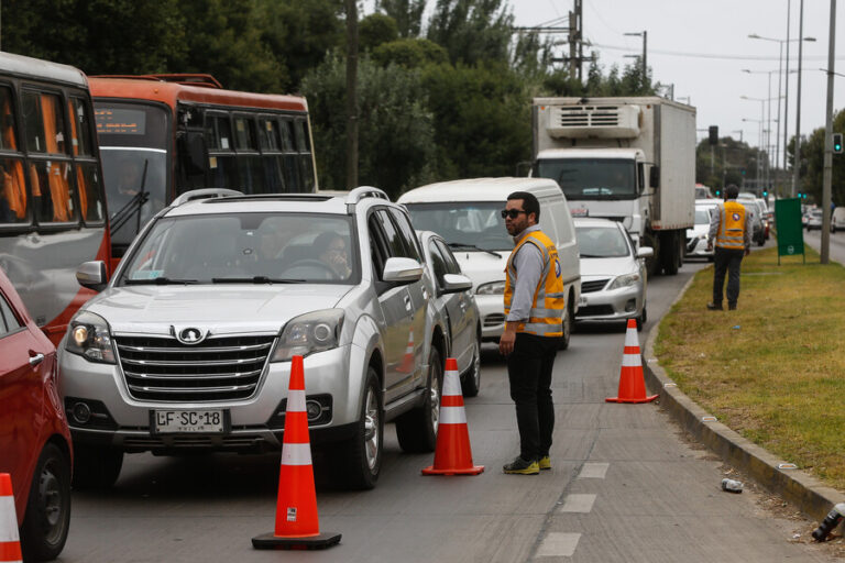 ¿Cuándo termina la restricción vehicular?