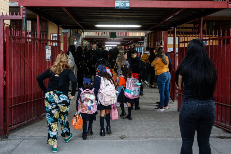 Sistema de admisión escolar 2025: Cómo, cuándo y dónde postular